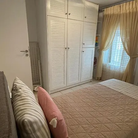 Apartment Filosofias - For Private Holidays In Rethymno-crete Angeliana (Crete)