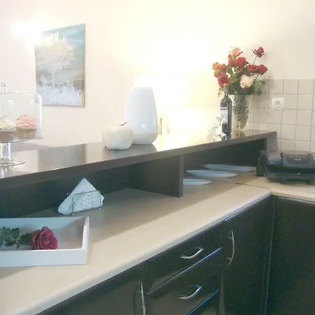 Filosofias - For Private Holidays In Rethymno-crete Apartment