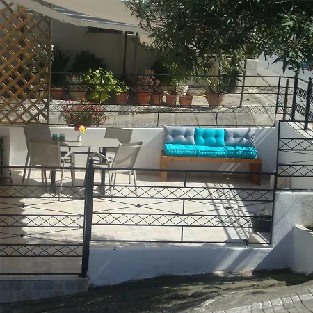 Filosofias - For Private Holidays In Rethymno-crete Angeliana (Crete)
